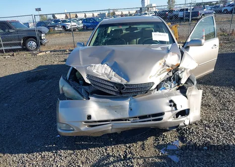 2003 Toyota Camry Xle V6 z USA, uszkodzony, nr VIN JTDBF30K430125288